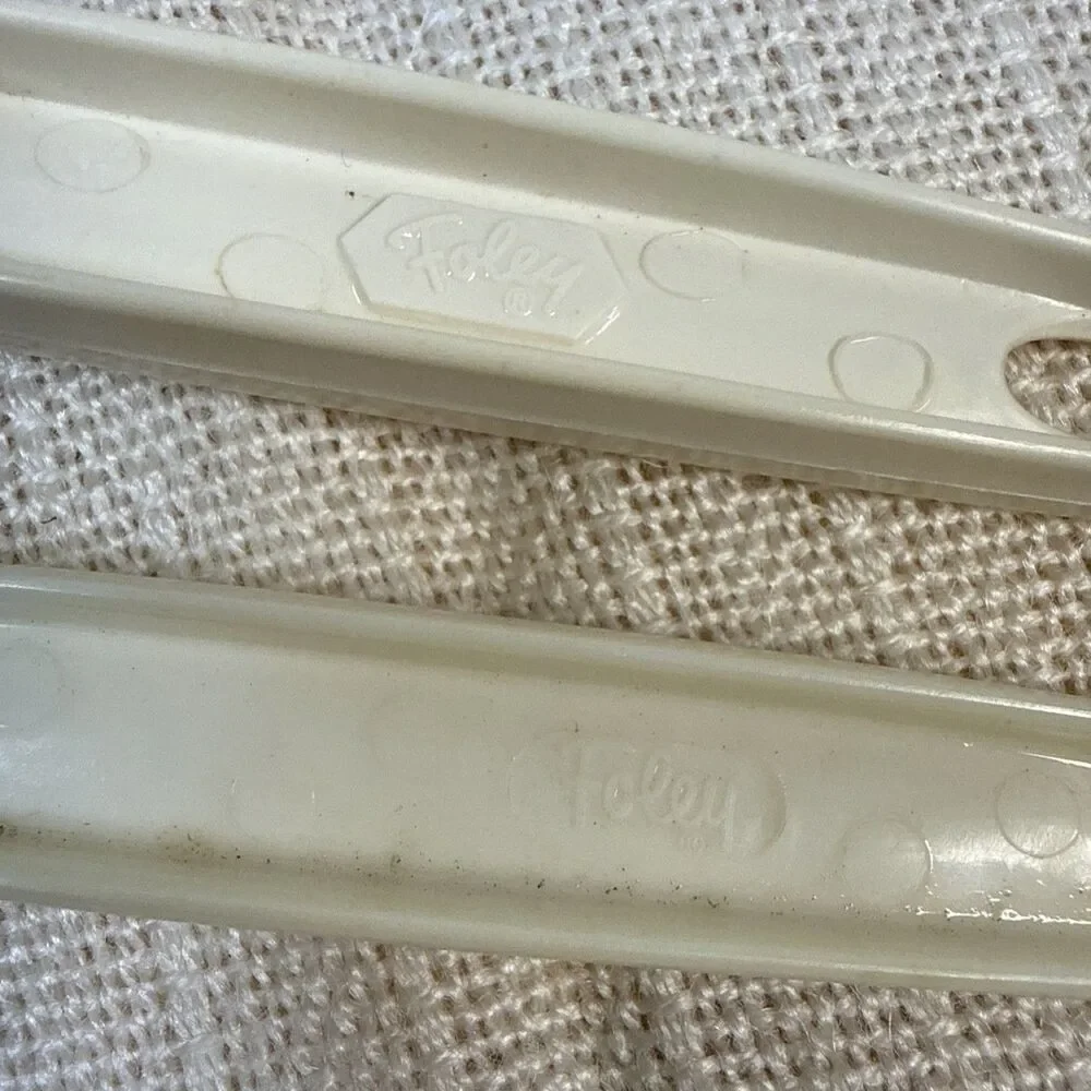 Vintage Foley Nylon Meat Fork And Soup Ladle Cream Beige Plastic Utensils